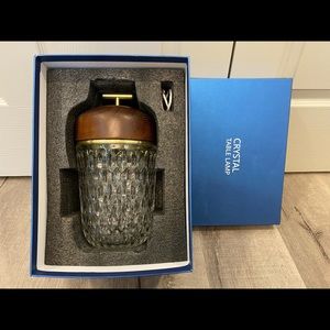 Wireless crystal table lamp tap on/off.